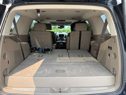 Used 2019 GMC Yukon SLT w/ Open Road Package AWD/4WD image 12