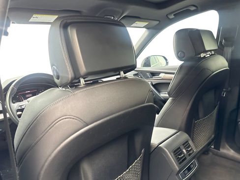 Used 2023 Audi Q5 2.0T Premium AWD/4WD image 37