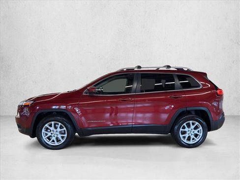 Used 2015 Jeep Cherokee Latitude w/ Comfort/Convenience Group AWD/4WD image 9
