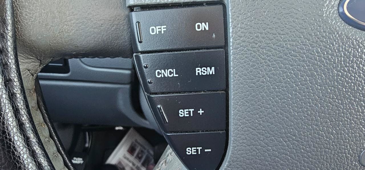 Used 2007 Ford Five Hundred SEL FWD image 33
