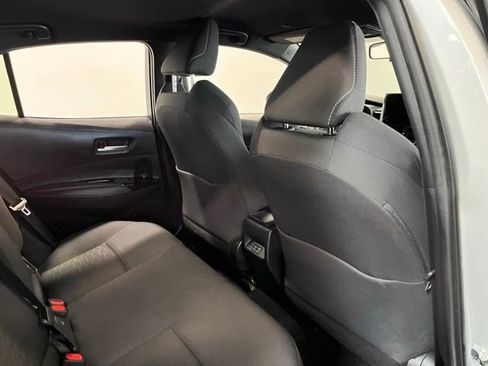 Used 2025 Toyota Corolla SE image 14