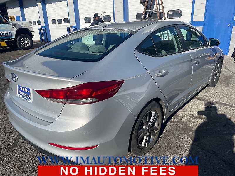 Used 2018 Hyundai Elantra SEL FWD image 3