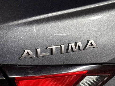 Used 2024 Nissan Altima 2.5 SV image 23