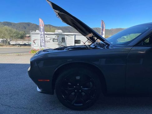 Used 2015 Dodge Challenger SXT Plus image 29