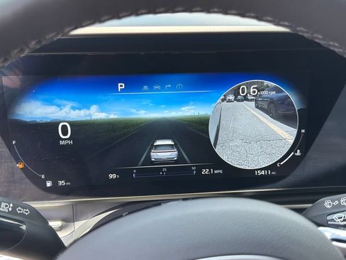 Certified 2024 Kia Carnival SX Prestige FWD image 27