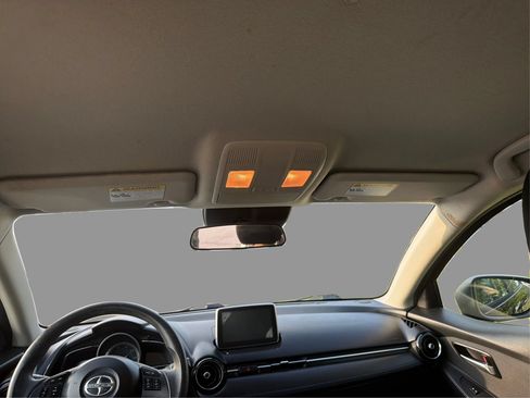 Used 2016 Scion iA FWD image 19
