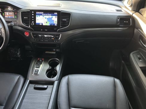 Used 2023 Honda Ridgeline RTL-E image 24