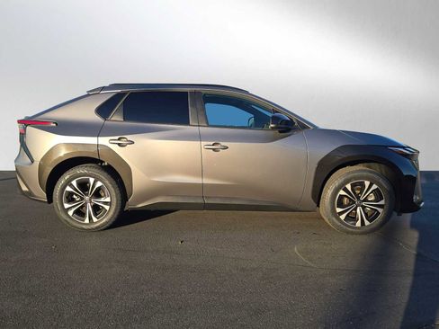 Used 2024 Toyota bZ4X XLE image 2