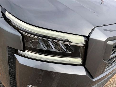 Certified 2024 Nissan Frontier SL w/ Technology Package image 28