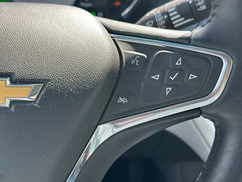 Used 2017 Chevrolet Bolt LT FWD image 31