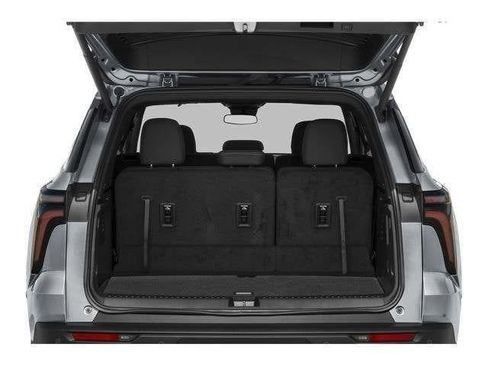 Used 2024 Chevrolet Traverse LS FWD image 37