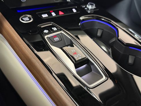 Used 2025 Audi A5 2.0T Premium w/ Convenience Package image 18