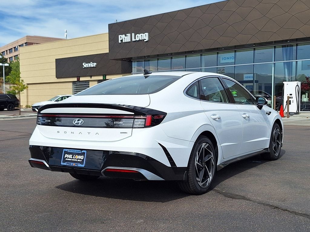 New 2026 Hyundai Sonata SEL AWD/4WD image 3