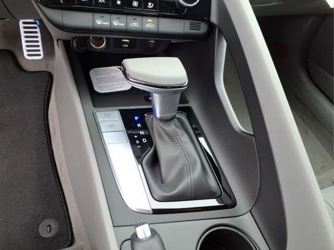 New 2026 Hyundai Elantra Sport FWD image 23