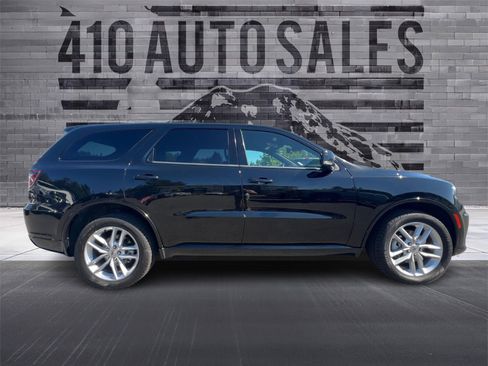 Used 2022 Dodge Durango GT image 2