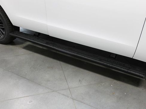 New 2025 Ford Expedition Platinum w/ Stealth Performance Package image 11