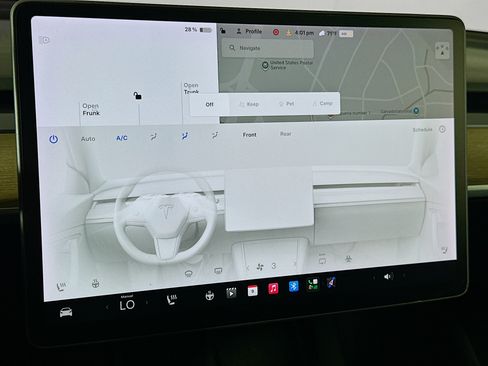 Used 2021 Tesla Model Y Long Range AWD/4WD image 23
