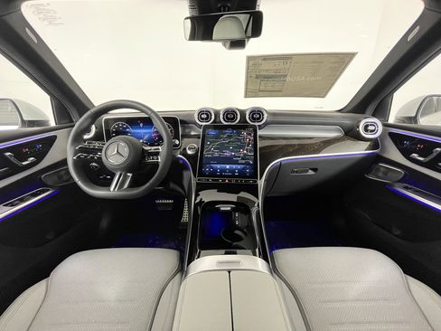 New 2026 Mercedes-Benz GLC 300 image 11