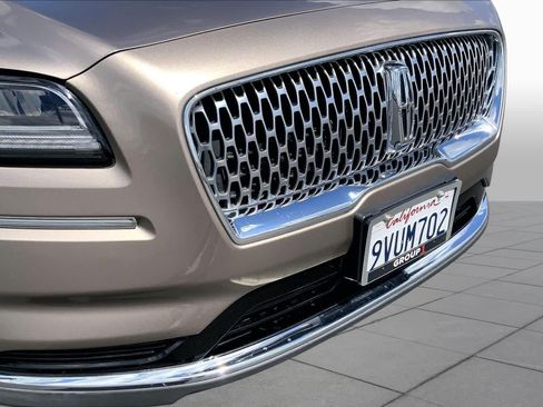 Used 2021 Lincoln Nautilus FWD w/ Equipment Group 101A image 29
