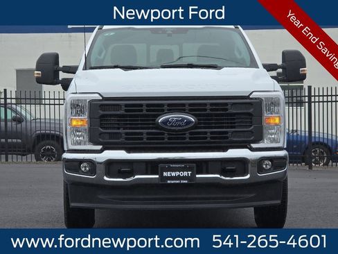 New 2026 Ford F250 XL w/ 360-Degree Camera Package AWD/4WD image 9