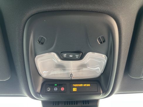 New 2026 GMC Canyon Elevation w/ Convenience Package image 18