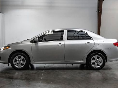 Used 2010 Toyota Corolla LE FWD image 17