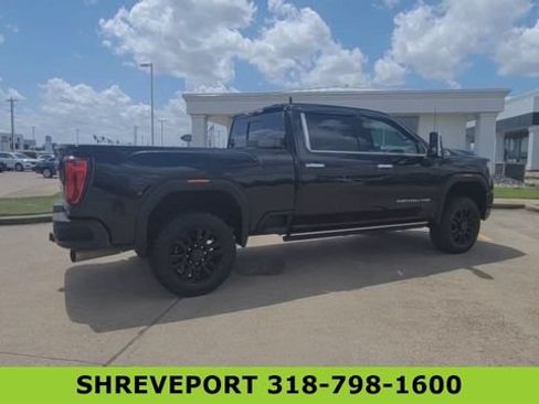 Certified 2022 GMC Sierra 2500 Denali w/ Denali Black Diamond Edition AWD/4WD image 9