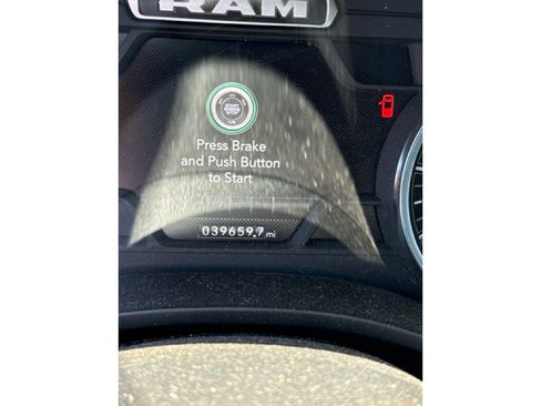 Used 2023 RAM 1500 Laramie image 8