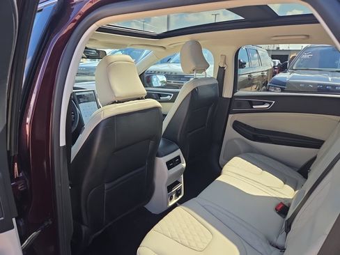 Used 2024 Ford Edge Titanium AWD/4WD image 15