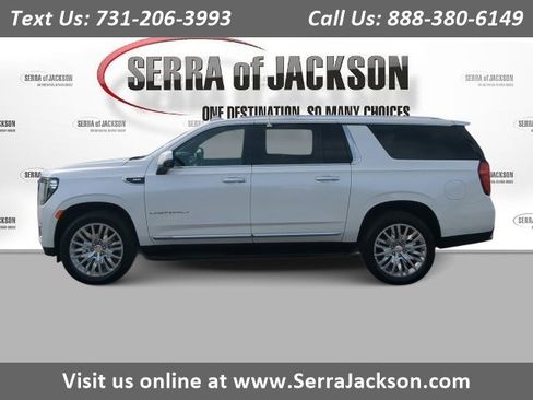 Used 2023 GMC Yukon XL Denali AWD/4WD image 1