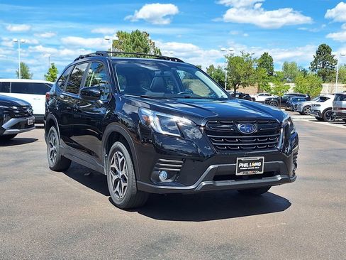 Used 2023 Subaru Forester Premium w/ Popular Package #1 AWD/4WD image 1
