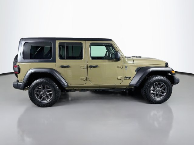 Used 2025 Jeep Wrangler Unlimited Sport AWD/4WD image 5