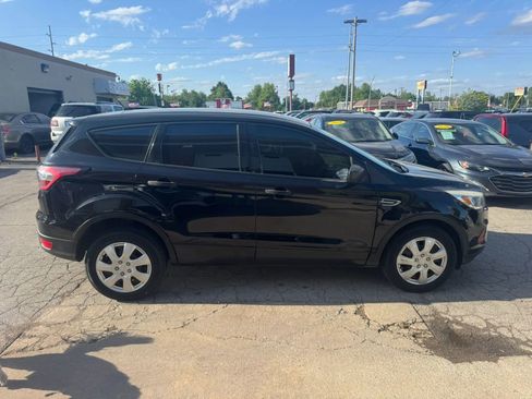 Used 2017 Ford Escape S FWD image 5