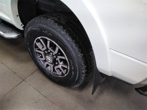 Used 2020 RAM 2500 Limited w/ Safety Group image 19