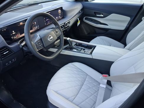 New 2026 Nissan Sentra SL w/ Floor Mat Package FWD image 7