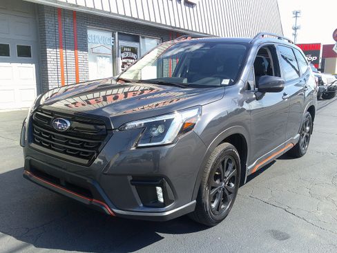 Used 2023 Subaru Forester Sport image 12