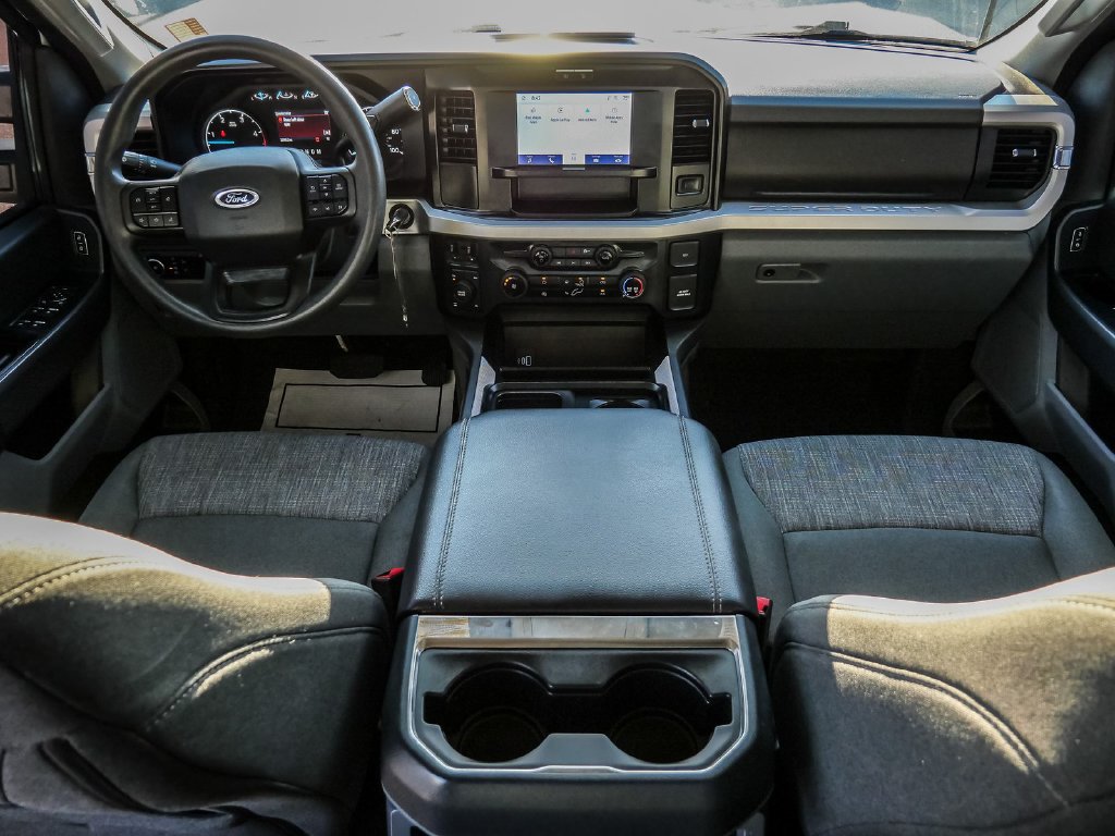 Used 2025 Ford F250 XLT w/ FX4 Off-Road Package AWD/4WD image 27