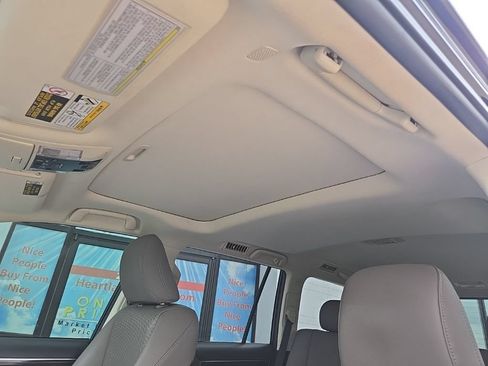 Used 2020 Lexus GX 460 Premium w/ Premium Package AWD/4WD image 37