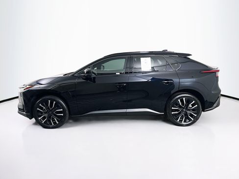 Used 2026 Toyota bZ AWD/4WD image 4