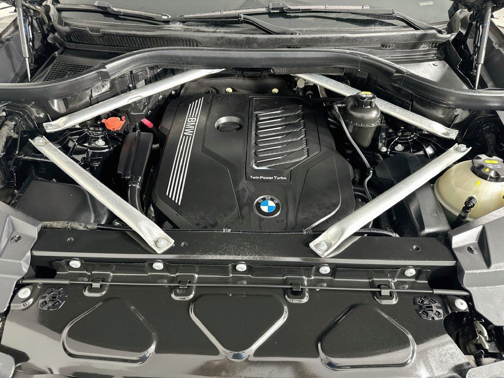 Used 2019 BMW X5 xDrive40i w/ Convenience Package AWD/4WD image 31