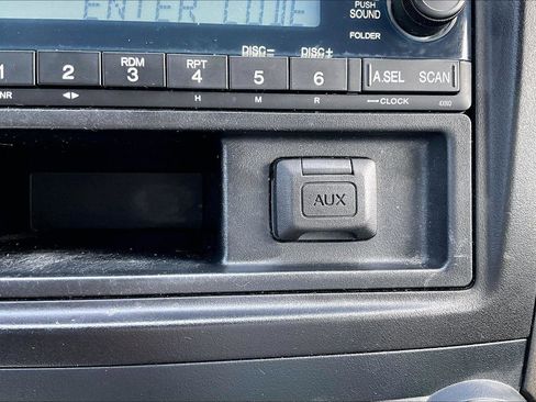 Used 2010 Honda CR-V LX image 14