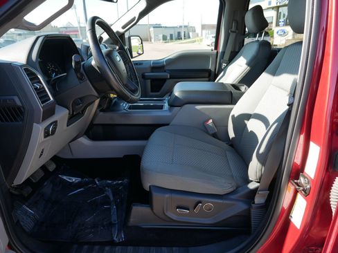 Used 2016 Ford F150 XLT w/ Equipment Group 302A Luxury image 15