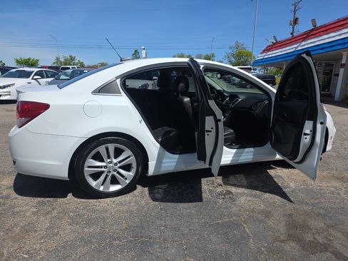 Used 2015 Chevrolet Cruze LTZ w/ Sun, Sound and Sport Package FWD image 28