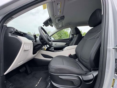 Used 2024 Hyundai Tucson SE AWD/4WD image 13