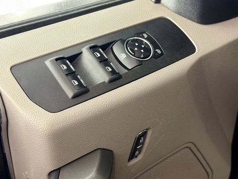 Used 2017 Ford F250 XLT w/ XLT Value Package image 17