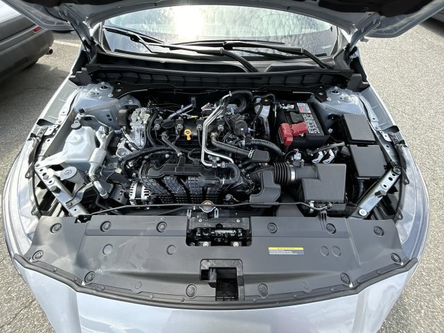 Certified 2024 Nissan Altima 2.5 SV w/ SV Premium Package AWD/4WD image 10