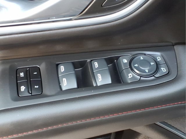 Used 2024 Chevrolet Suburban RST w/ Luxury Package AWD/4WD image 18