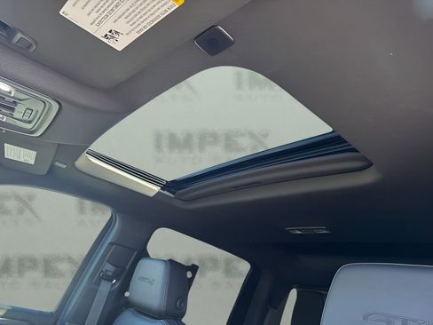 Used 2024 GMC Sierra 2500 AT4 w/ AT4 Premium Plus Package image 12