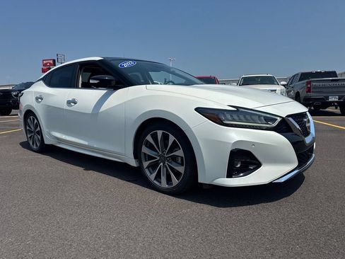Used 2023 Nissan Maxima Platinum w/ Sport Mat Group FWD image 9