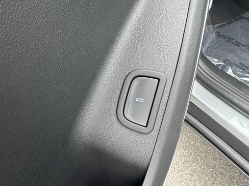 New 2026 GMC Acadia Elevation w/ Black Edition AWD/4WD image 22